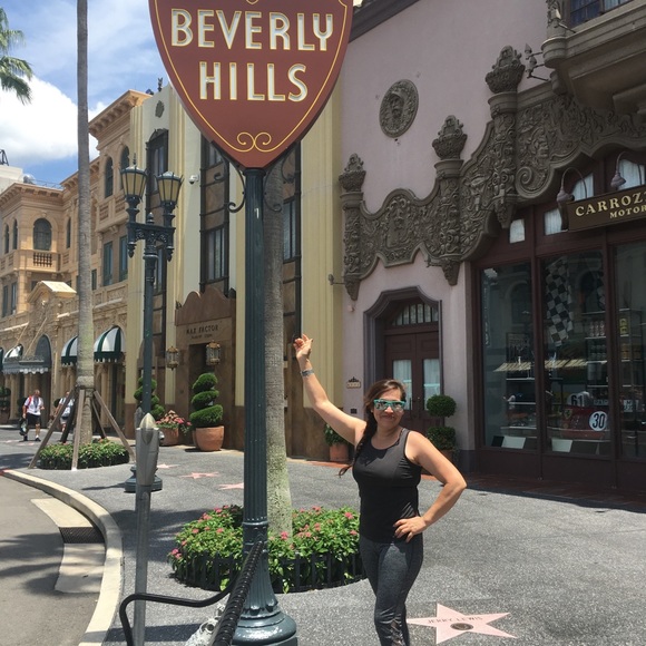 Meet your Posher, Blanca - Picture 4 of 5